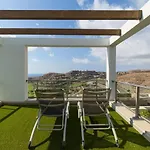 Golfers Villa *